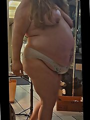 Incredible bitches are spreading their pussy lips on pics