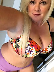 Irina milf romanian