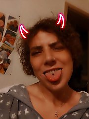 Staggering experienced MILFs look fuckable