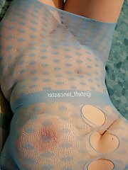 Sexy feet and hard cock near the poolside