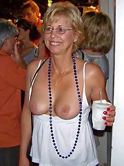 Amateur MILF was fucked