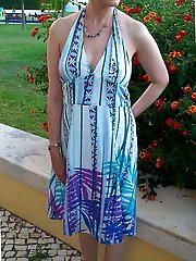 Ripened chick is exposing her sexy lines on cam
