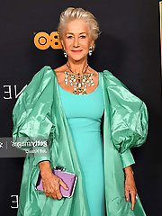 Slim old girlfriends like oral sex
